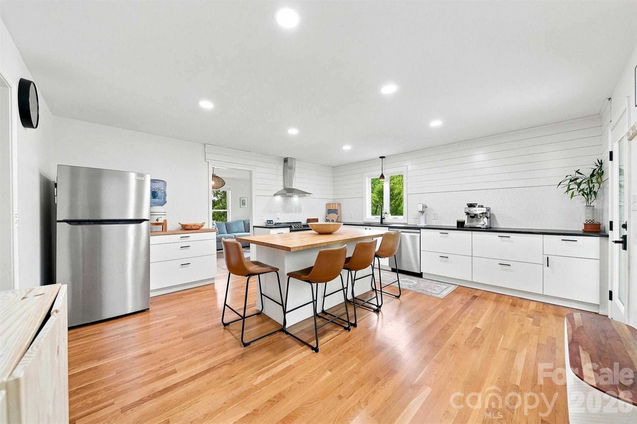 703 Wilmore Street NE — Lenoir