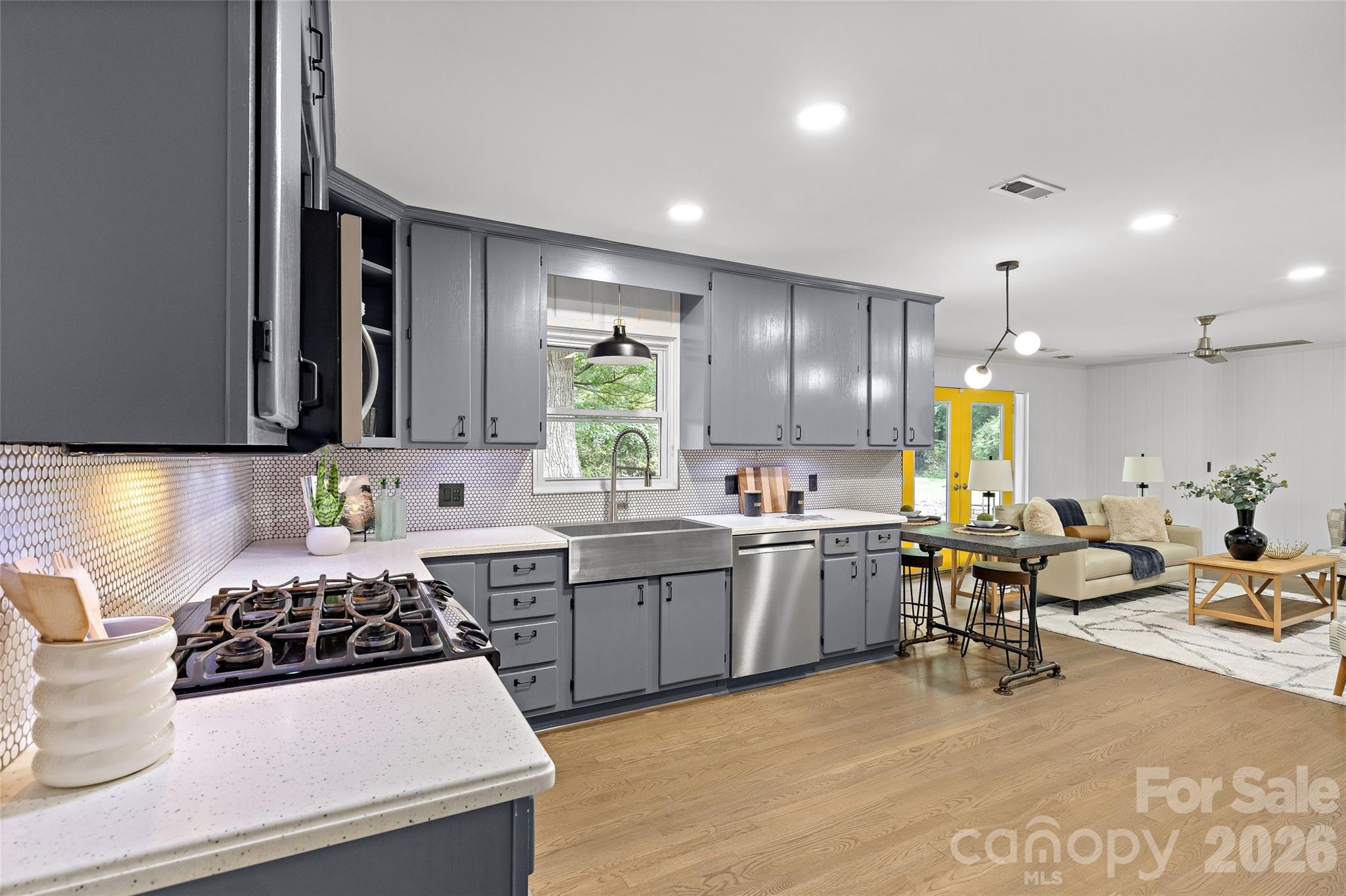1222 Burtonwood Circle — Charlotte