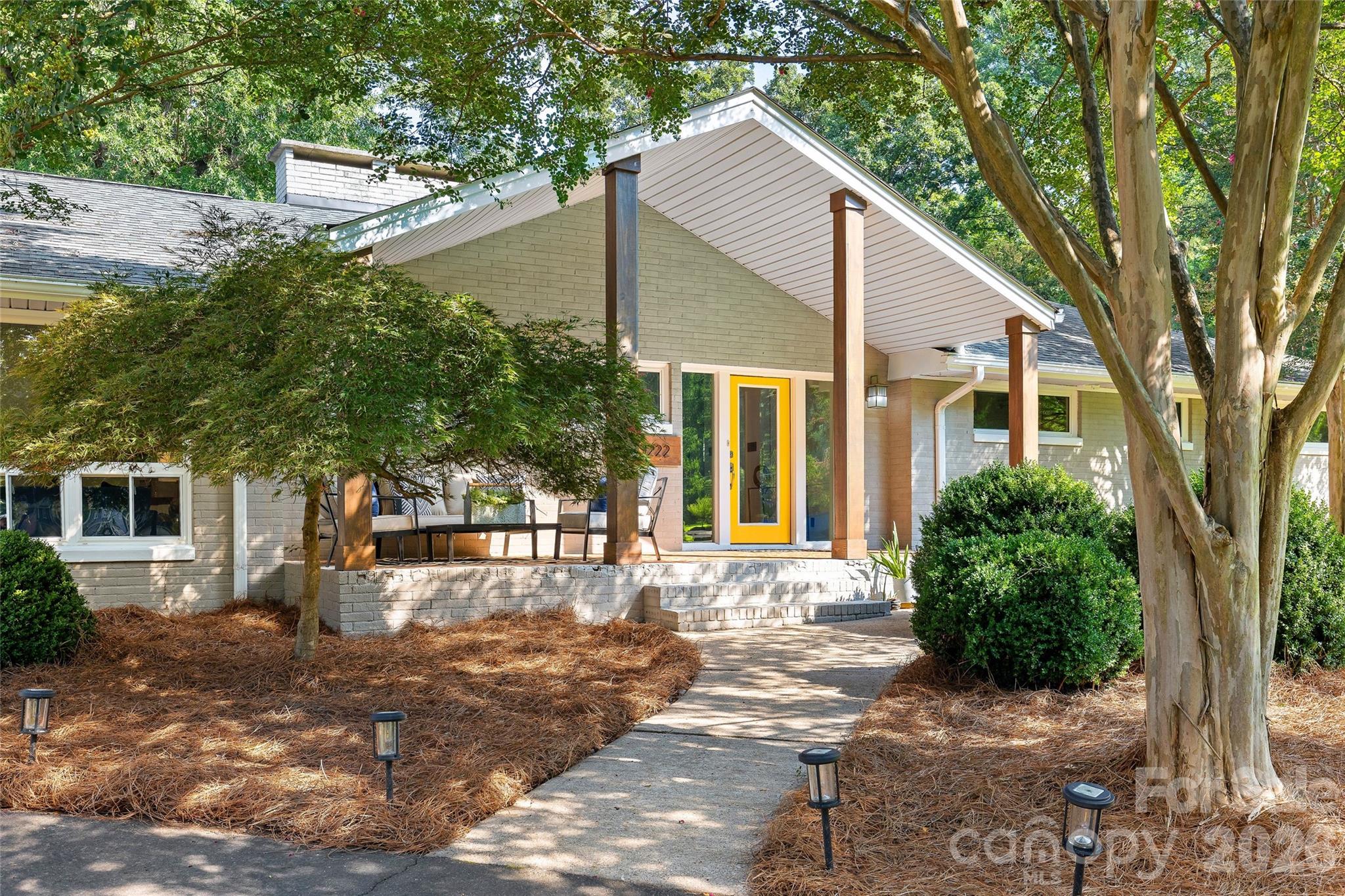 1222 Burtonwood Circle — Charlotte