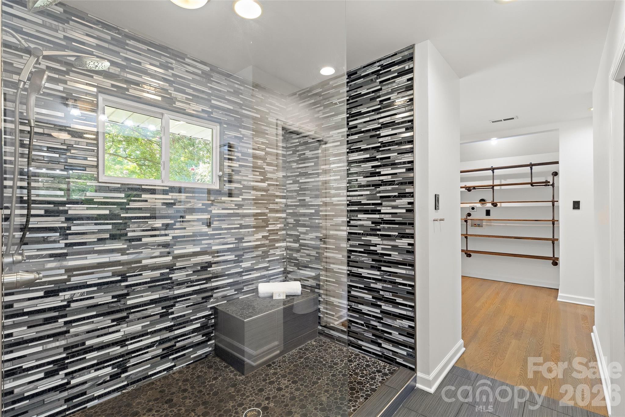 1222 Burtonwood Circle — Charlotte