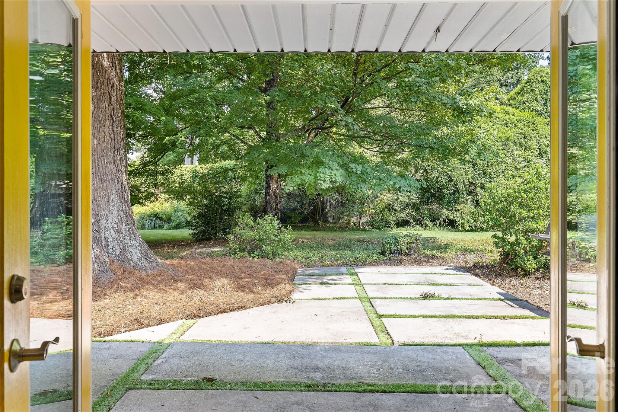 1222 Burtonwood Circle — Charlotte