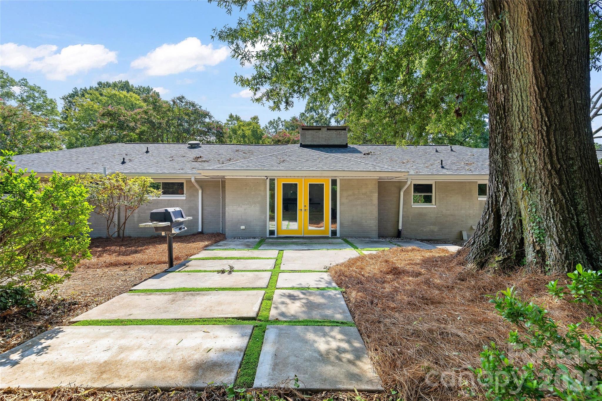 1222 Burtonwood Circle — Charlotte