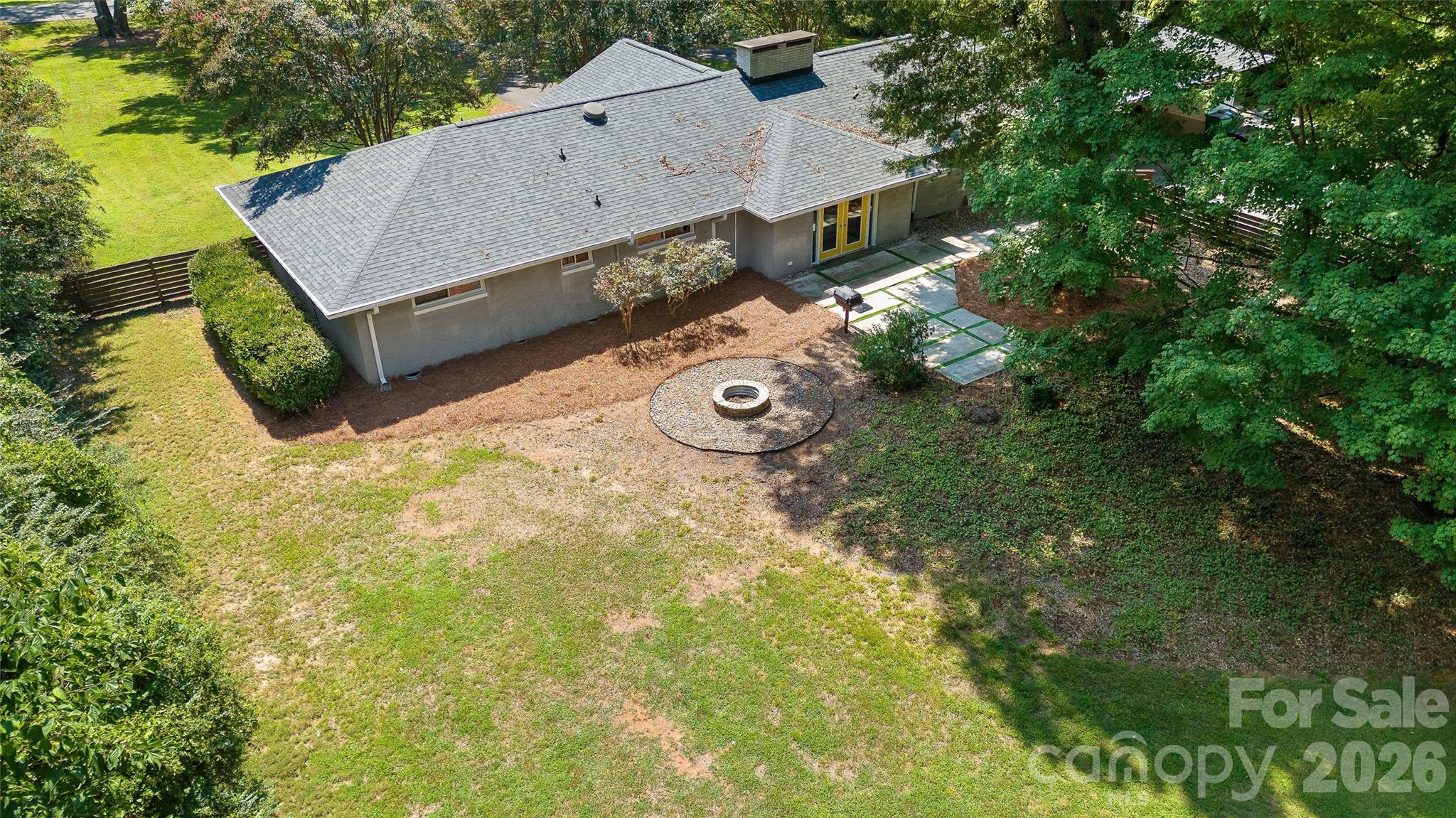 1222 Burtonwood Circle — Charlotte