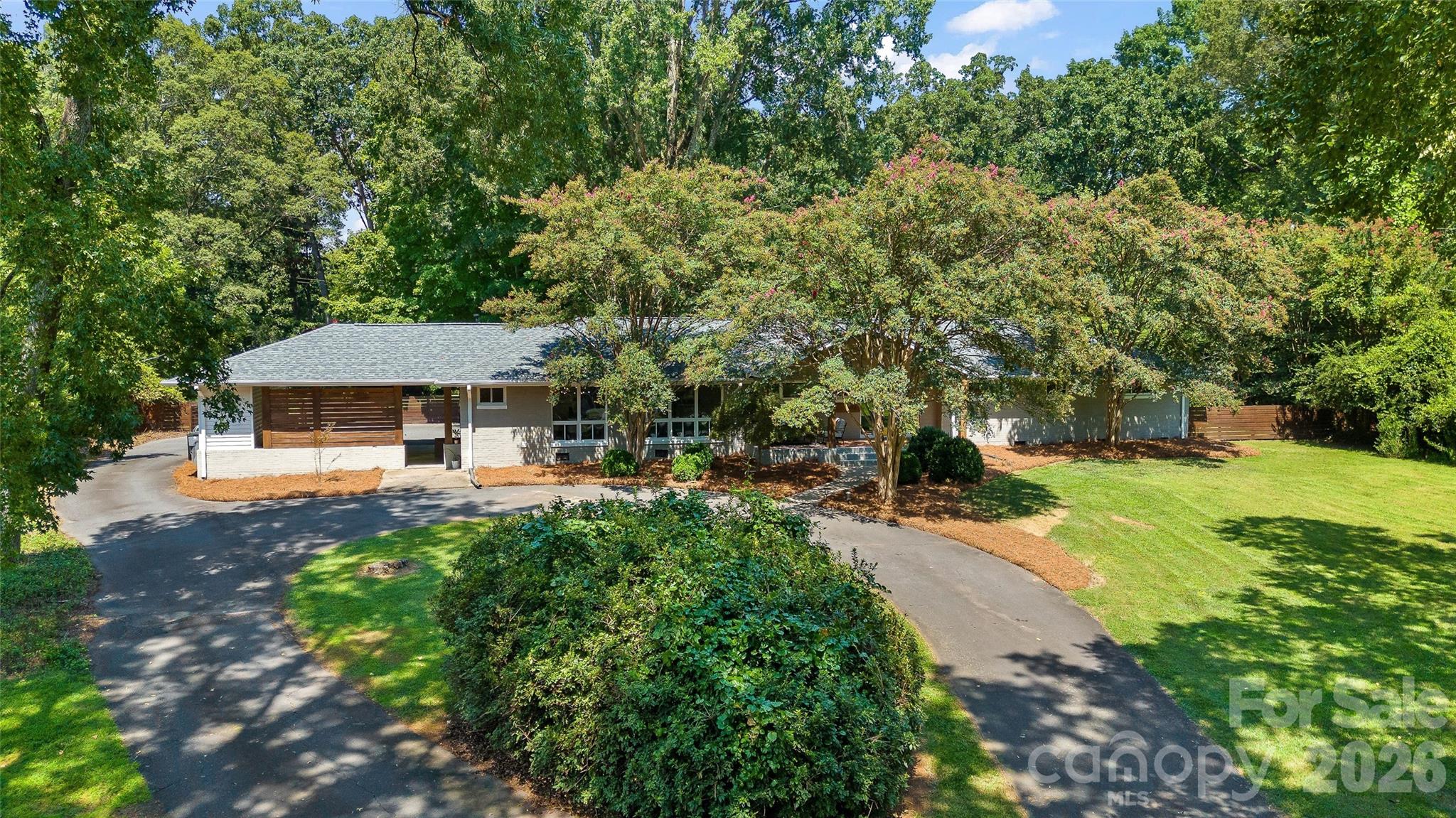 1222 Burtonwood Circle — Charlotte