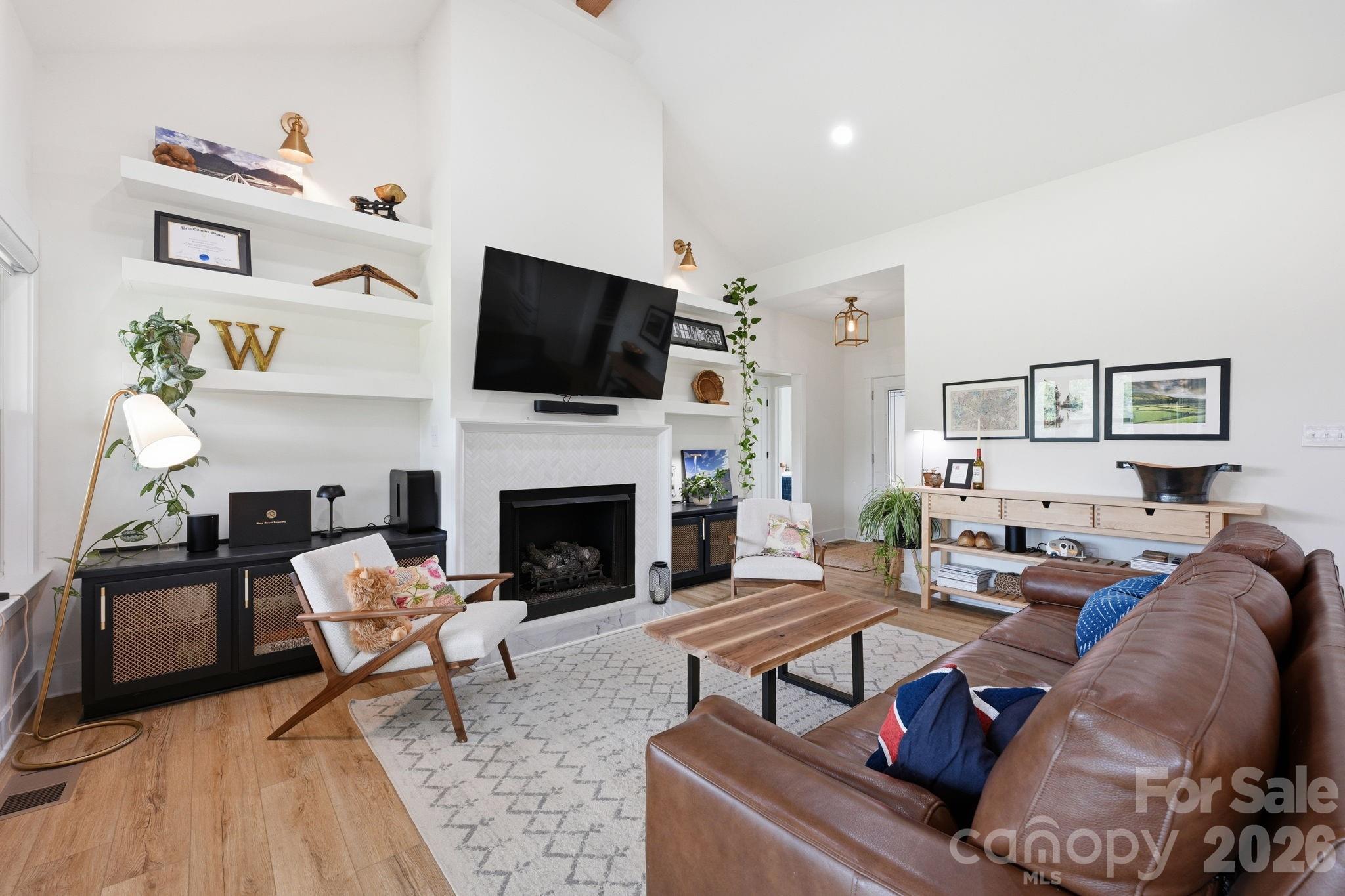 215 Cal Kennedy Road — Cleveland