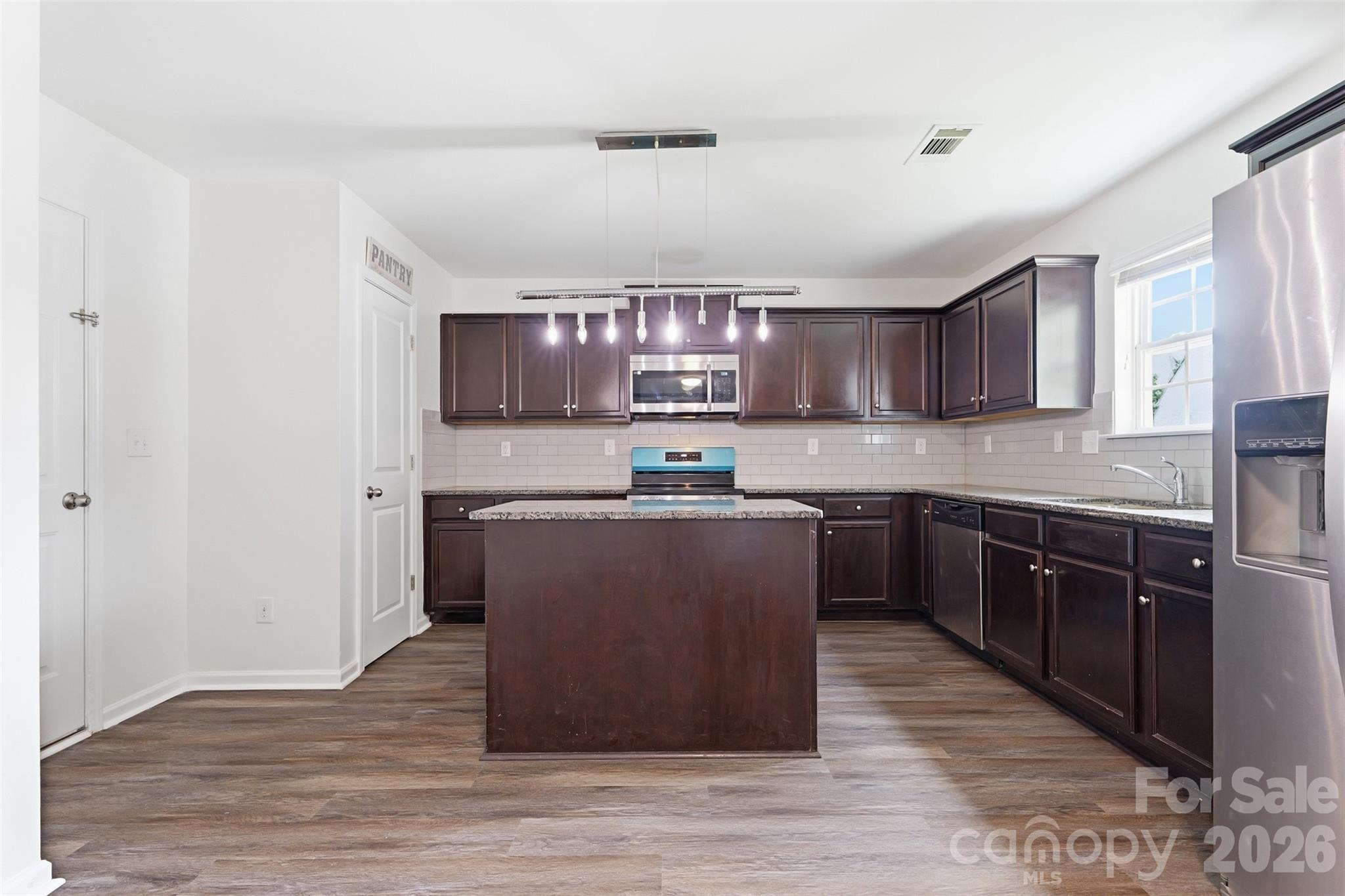 4219 John Dale Lane — Charlotte