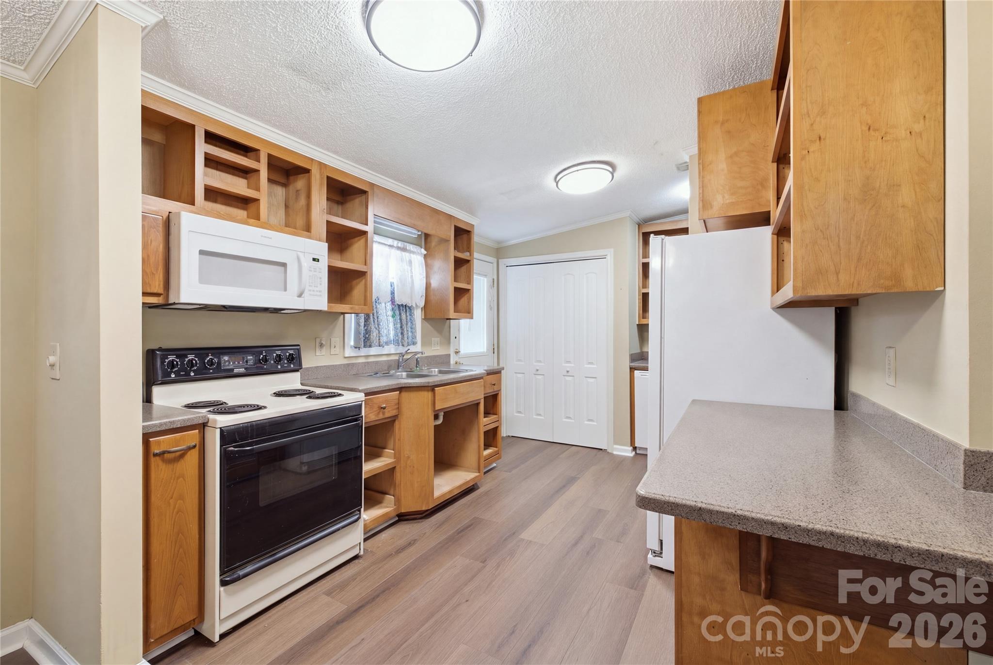 2185 E Ridge Road — Salisbury