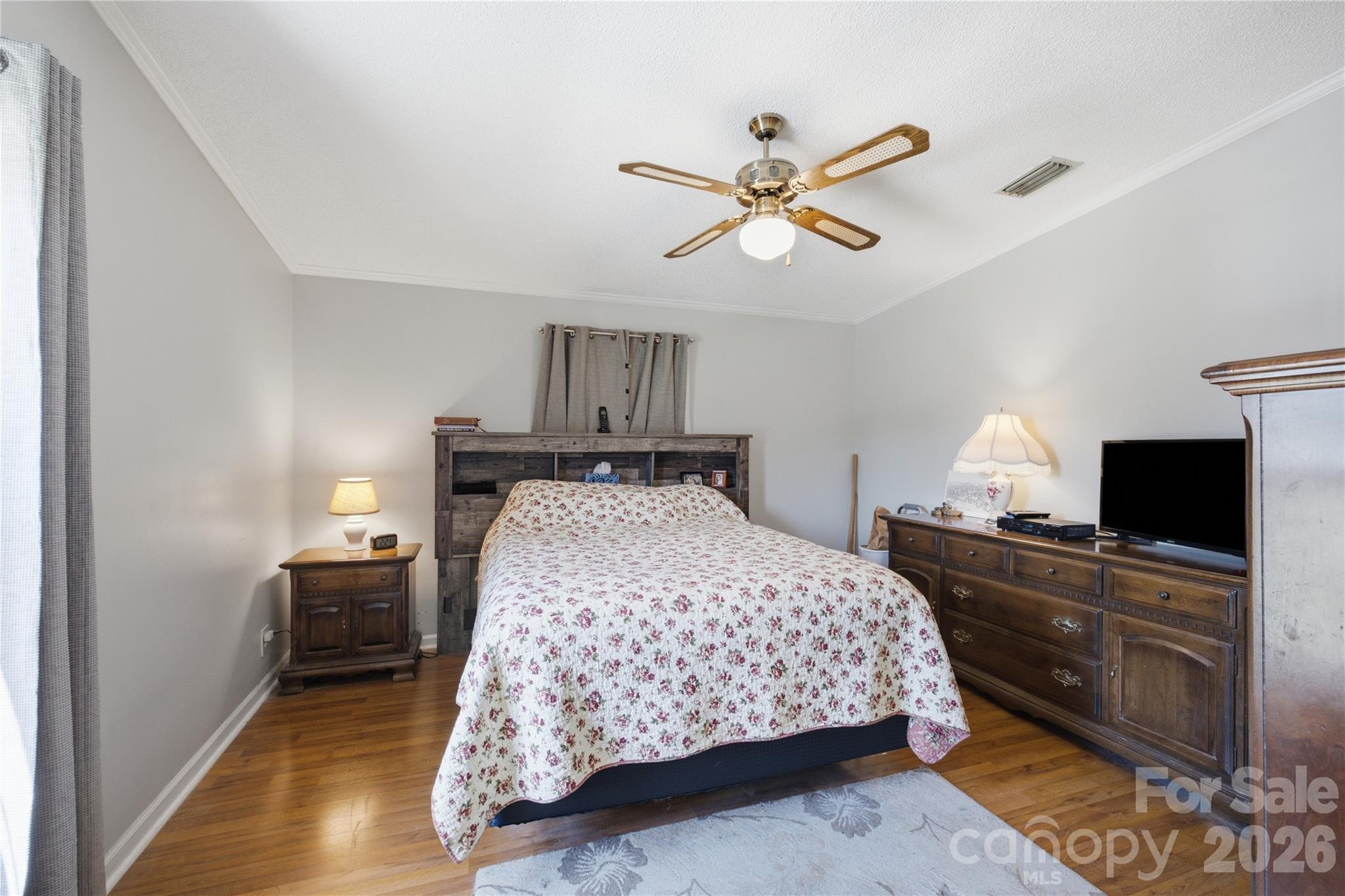 2185 E Ridge Road — Salisbury
