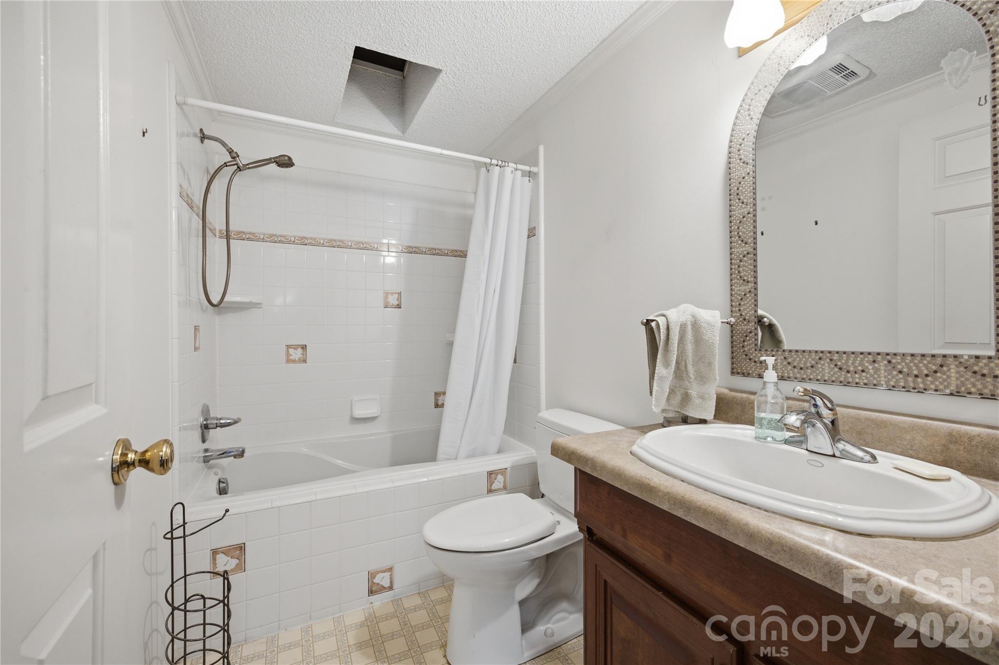 2185 E Ridge Road — Salisbury