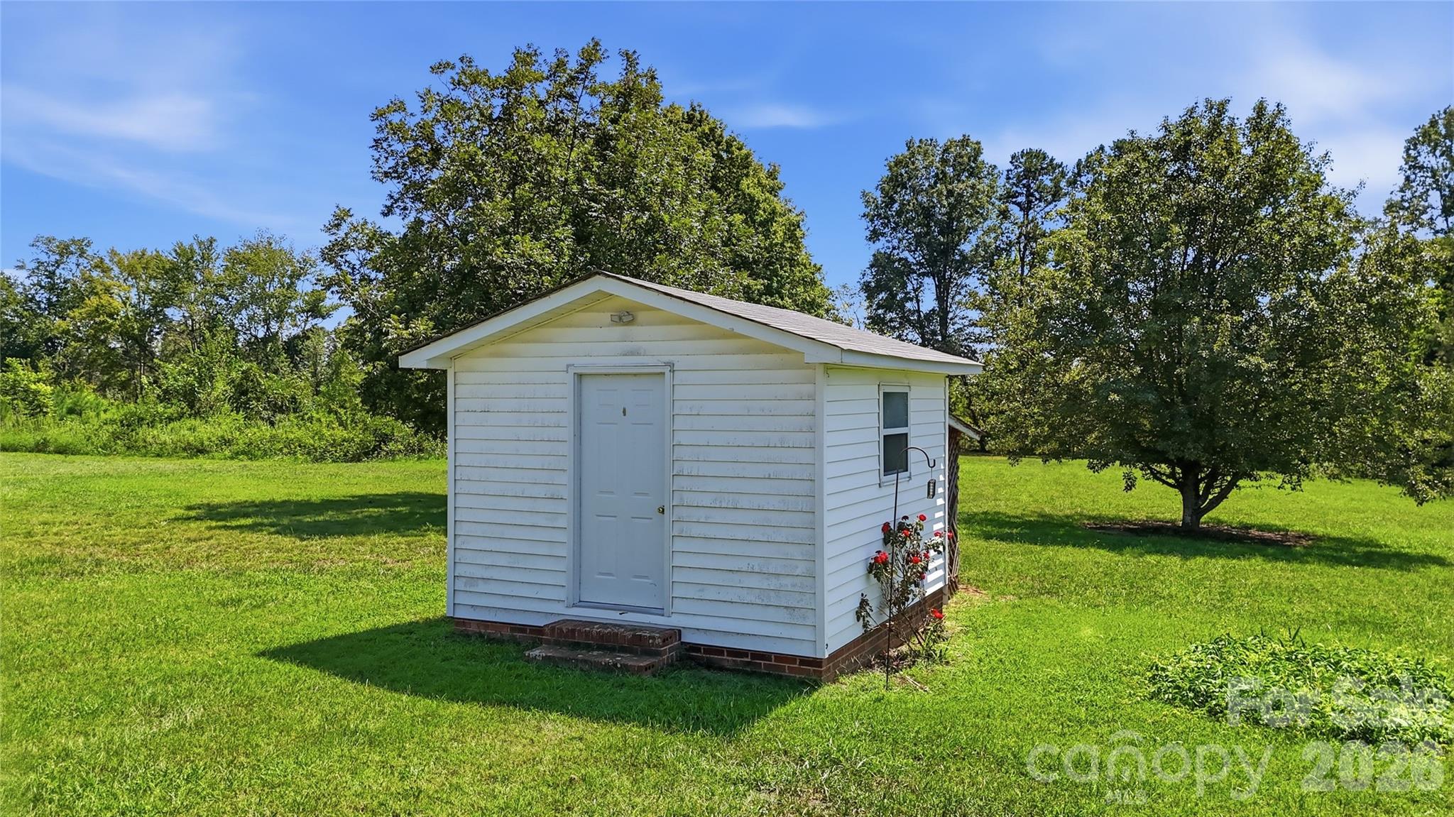 2185 E Ridge Road — Salisbury