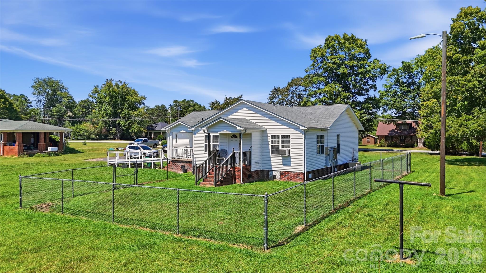 2185 E Ridge Road — Salisbury