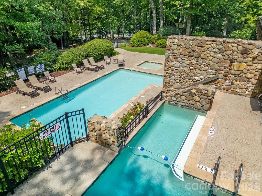 503 Cliff Ridge Drive — Cleveland