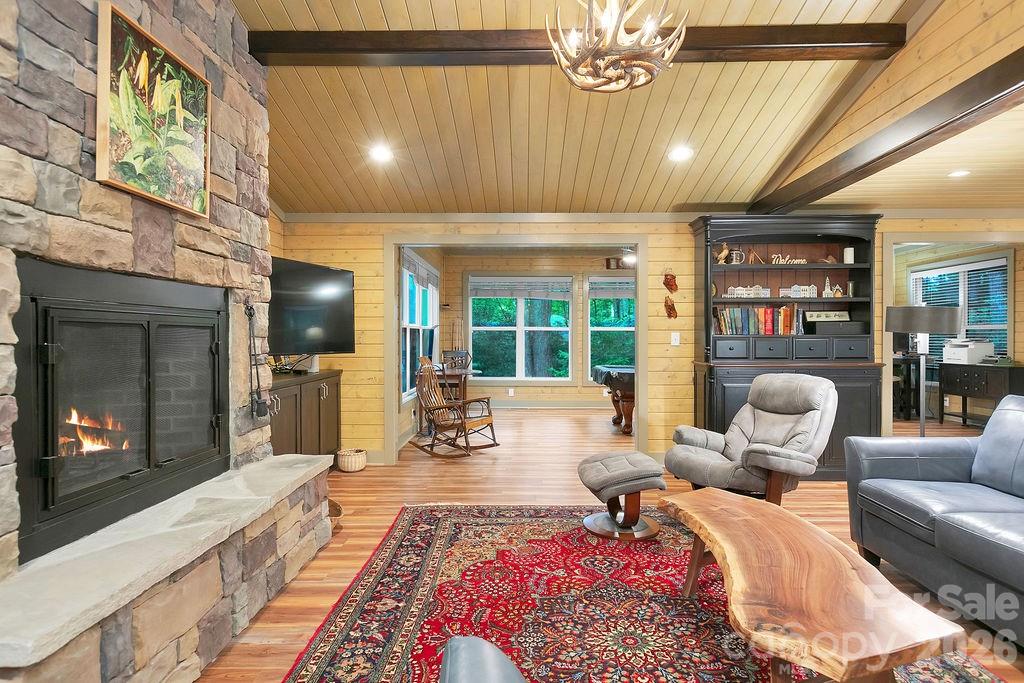 503 Cliff Ridge Drive — Cleveland