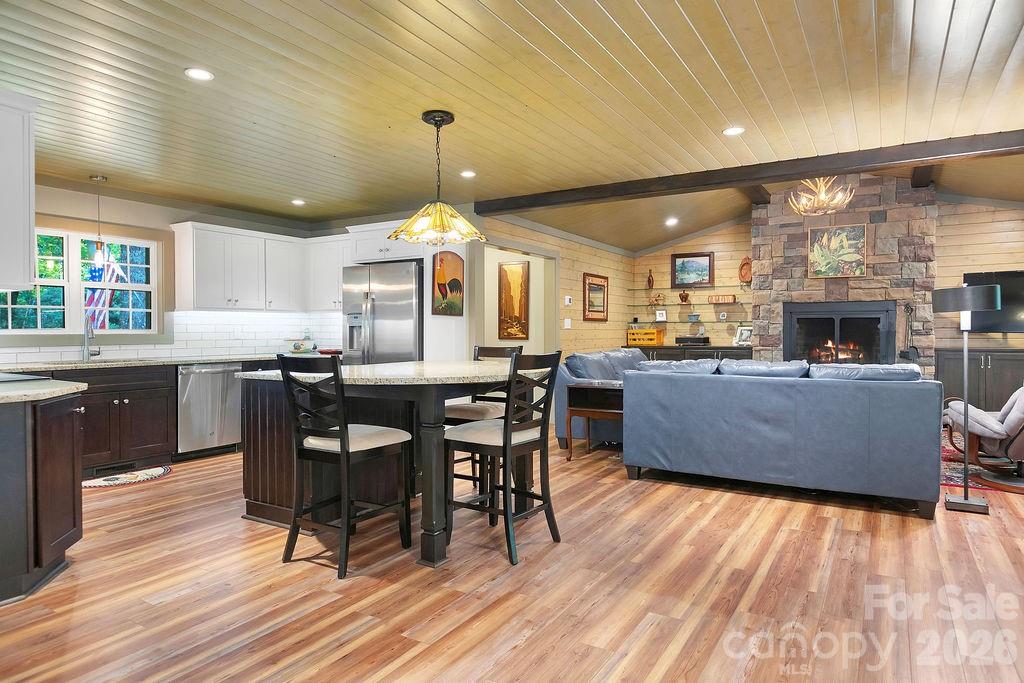 503 Cliff Ridge Drive — Cleveland