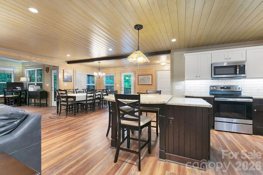503 Cliff Ridge Drive — Cleveland