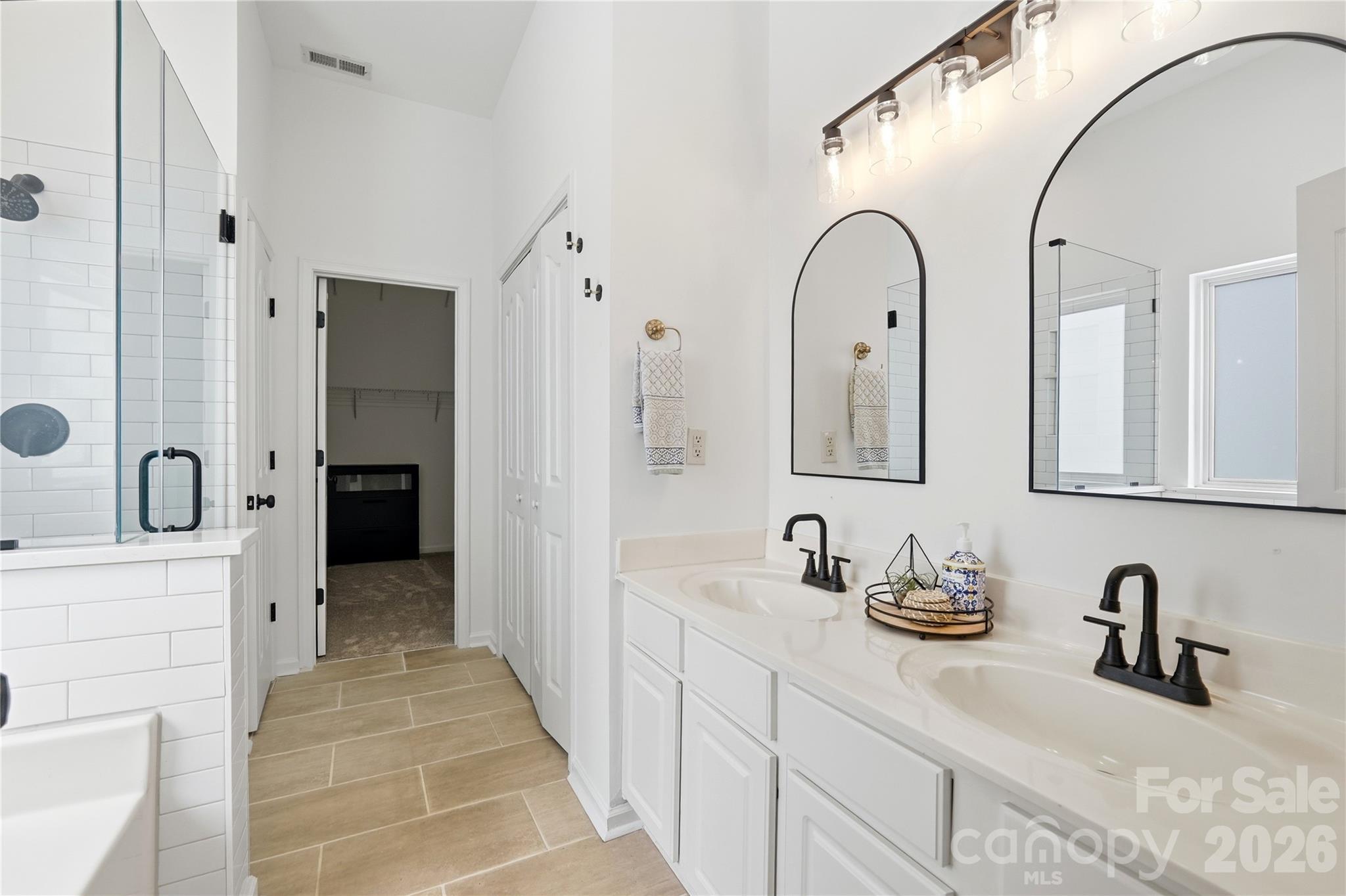 15707 Corsair Court — Charlotte