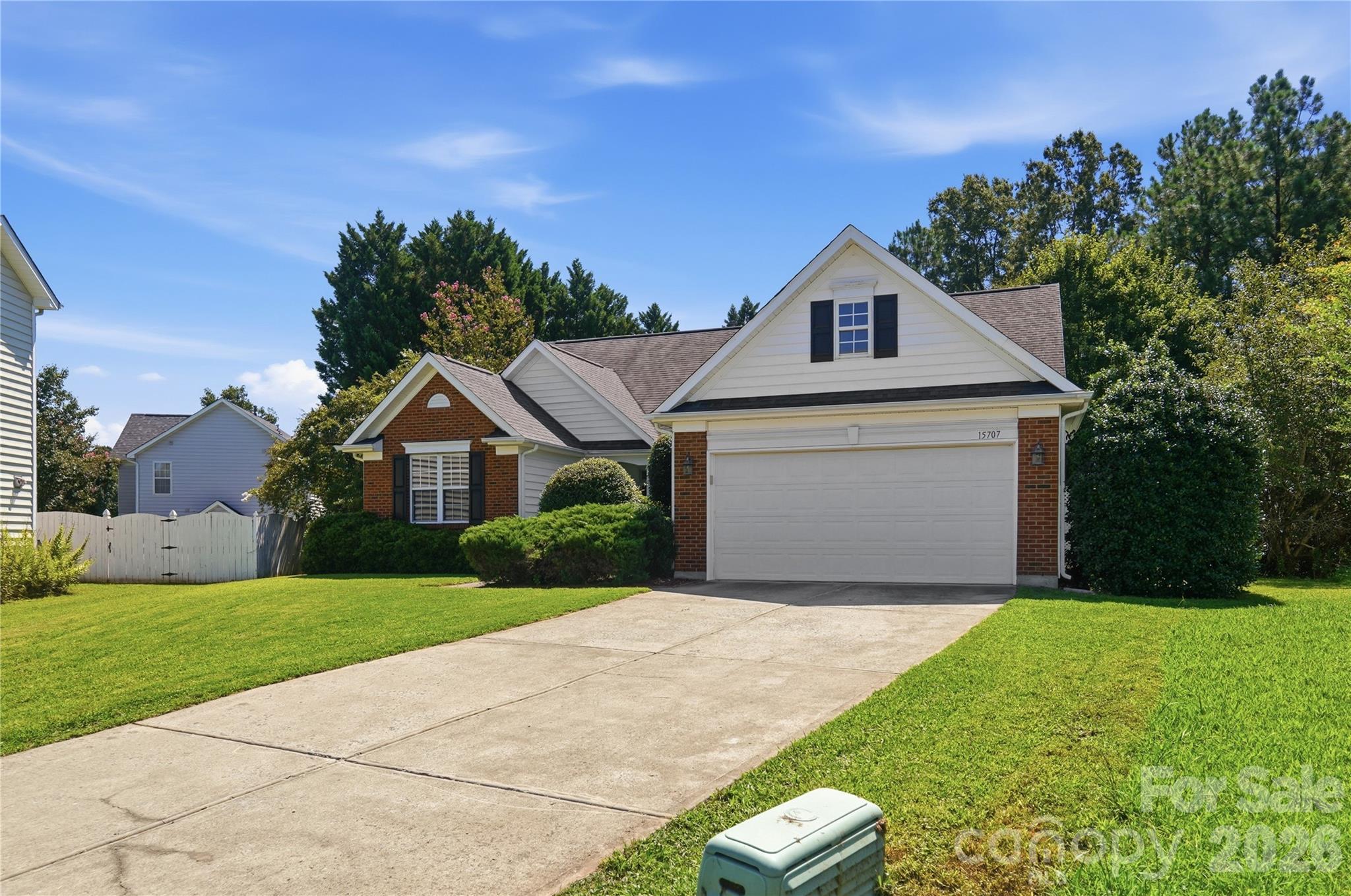 15707 Corsair Court — Charlotte