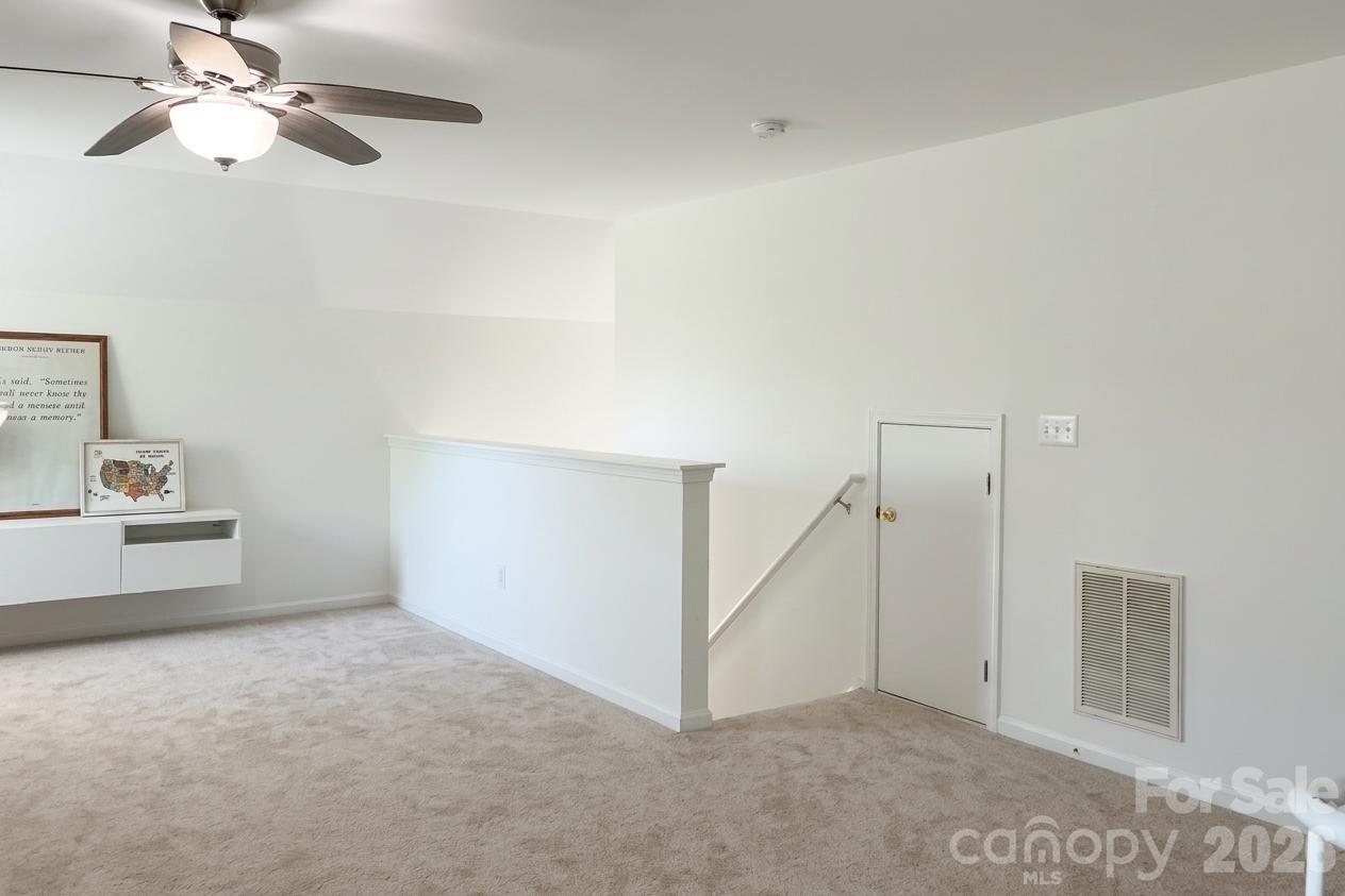 15707 Corsair Court — Charlotte