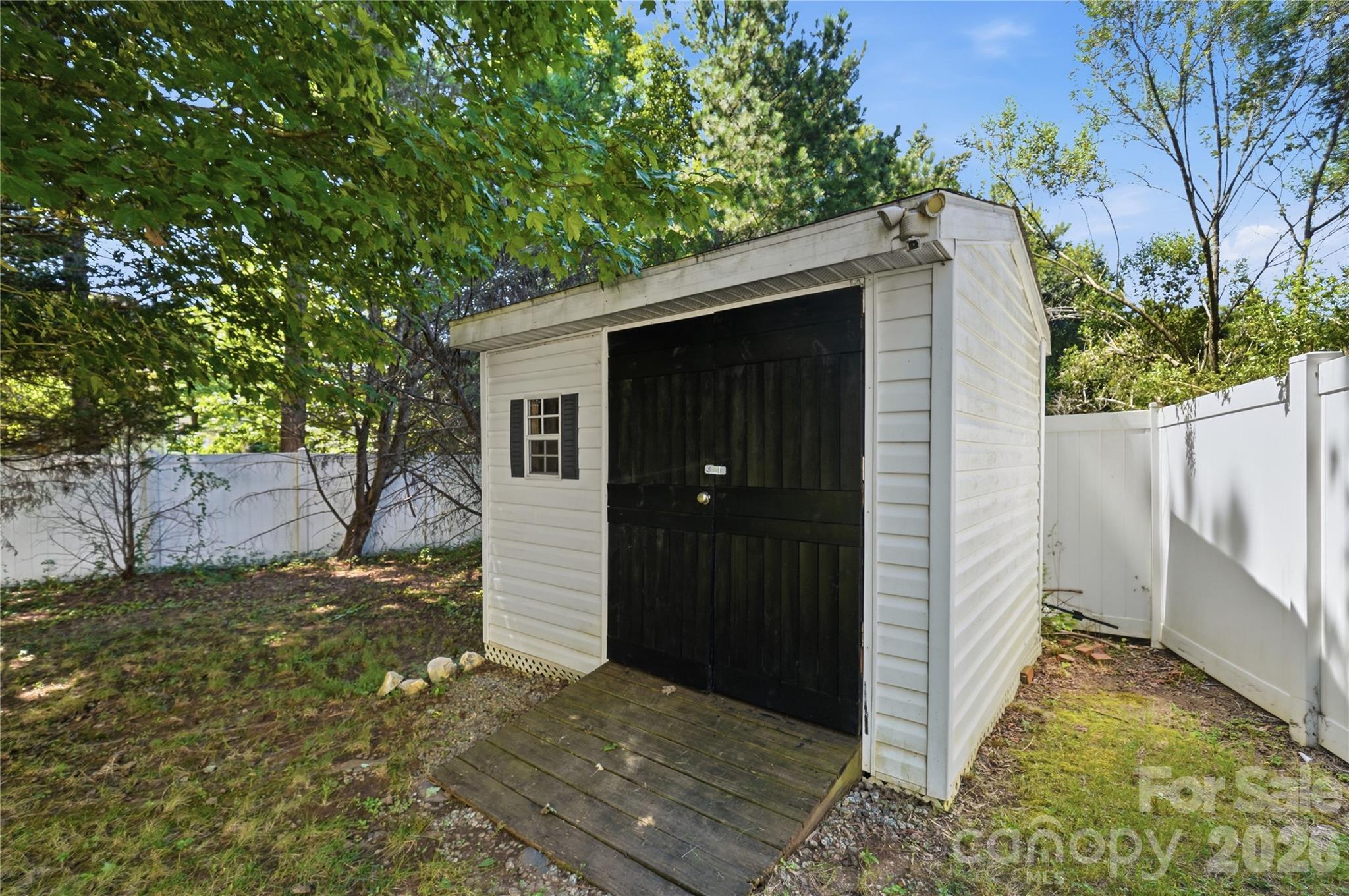 15707 Corsair Court — Charlotte