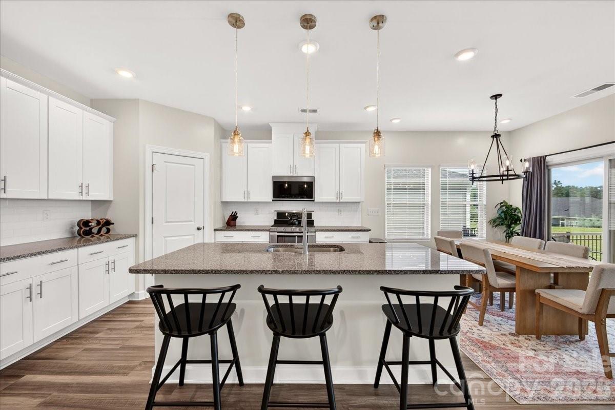 4420 Bright Road — Charlotte