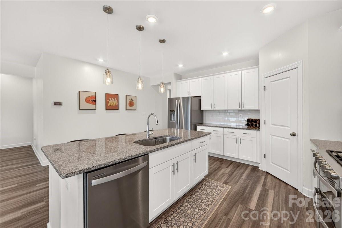 4420 Bright Road — Charlotte