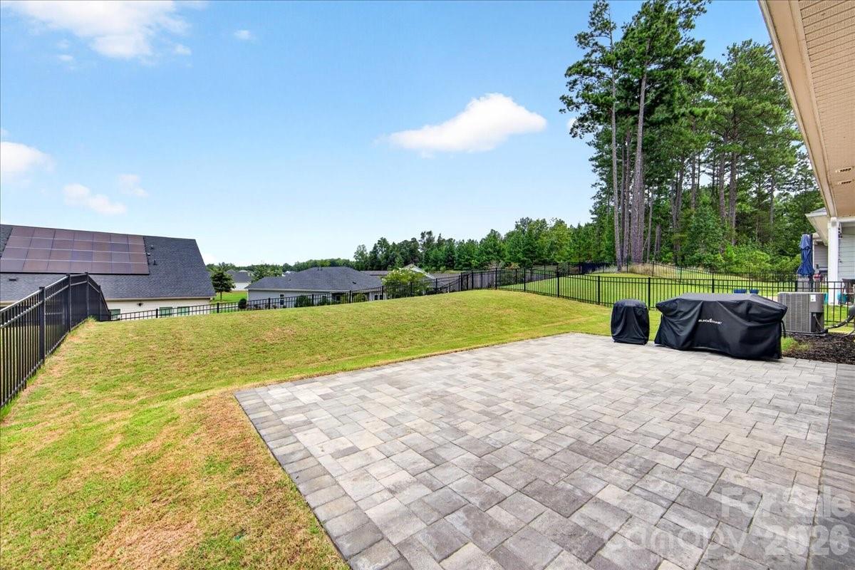 4420 Bright Road — Charlotte