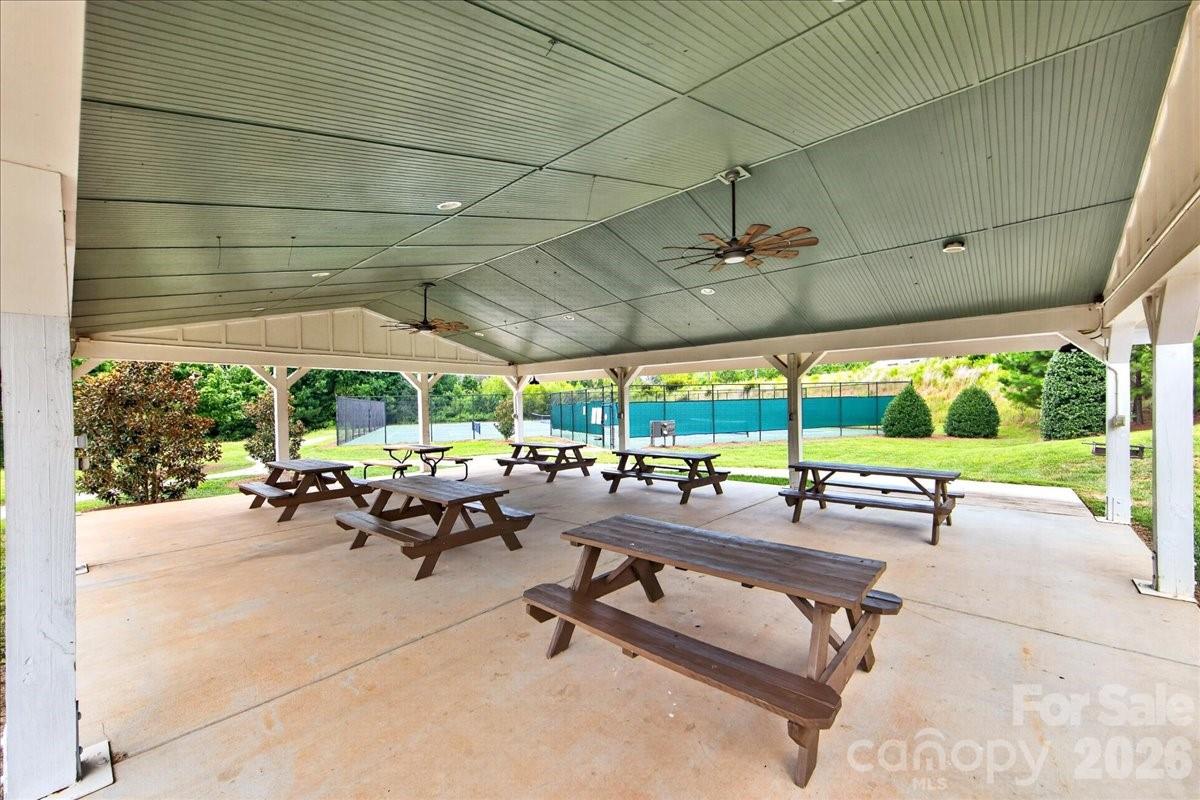 4420 Bright Road — Charlotte