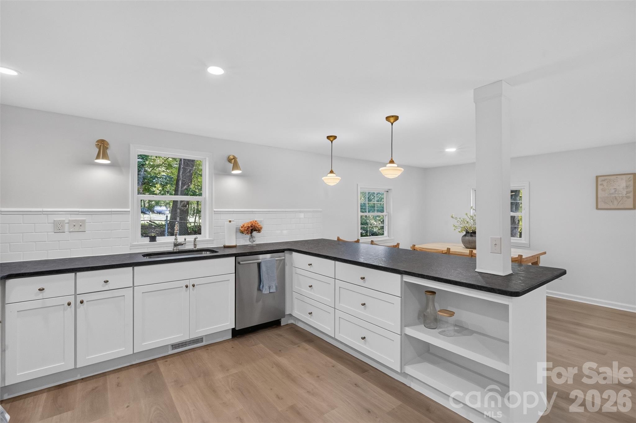 4130 Cascade Street — Terrell