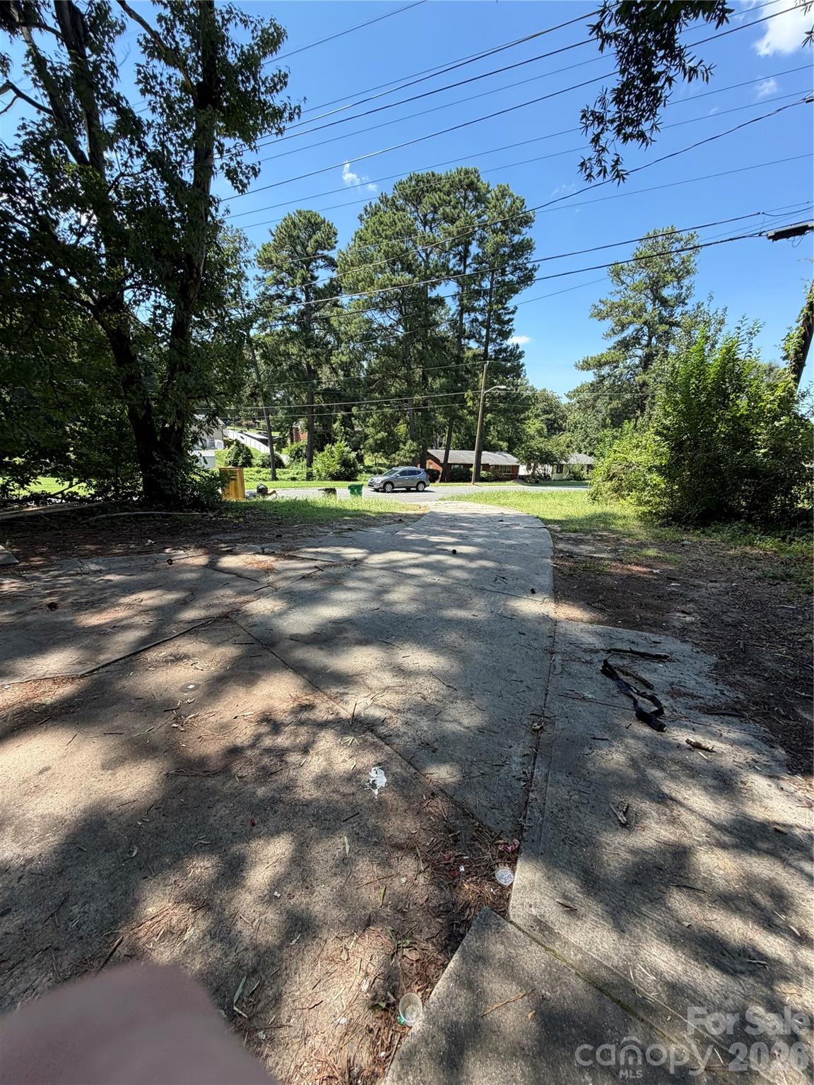 4731 Hidden Valley Road — Charlotte