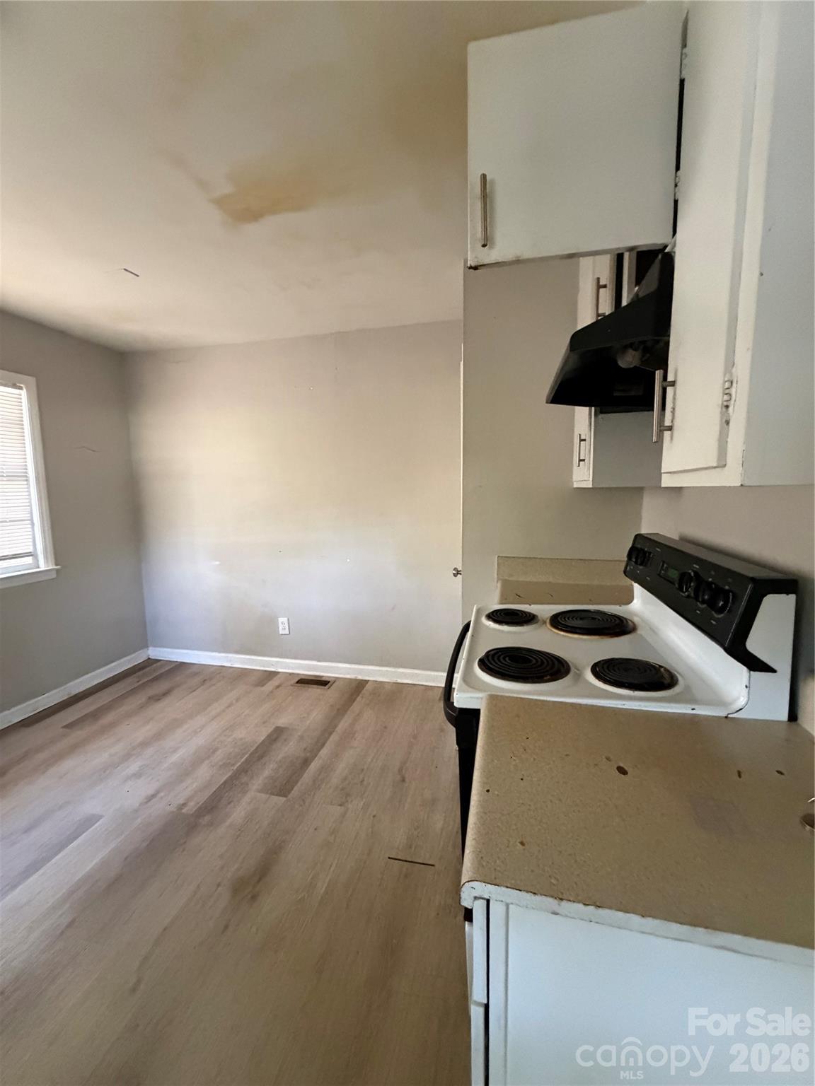 4731 Hidden Valley Road — Charlotte