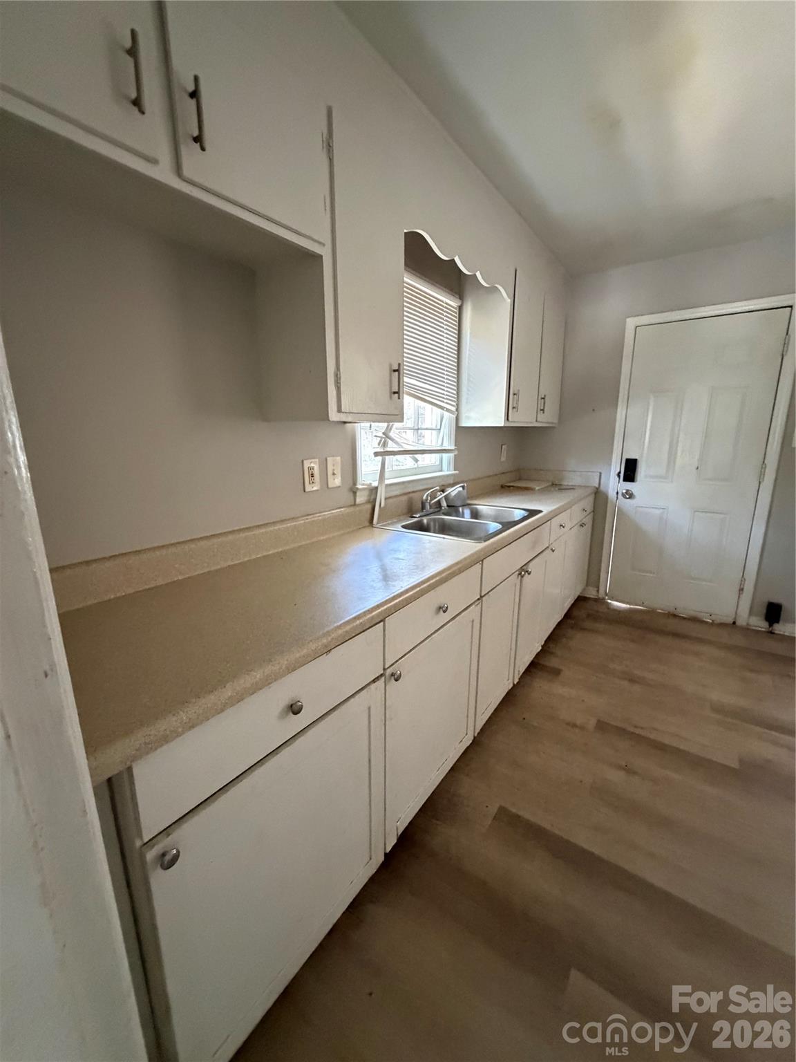 4731 Hidden Valley Road — Charlotte