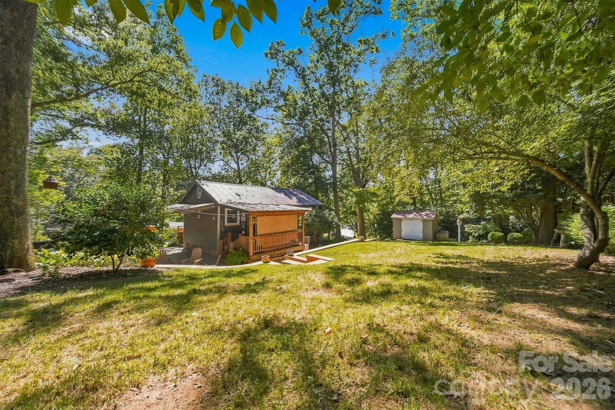 1068 5th Avenue Court NW — Hickory
