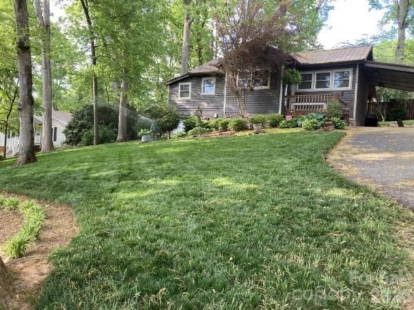 1068 5th Avenue Court NW — Hickory