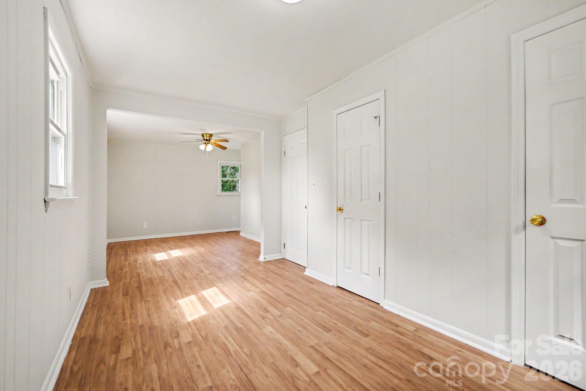 6338 Fairlane Street — Hickory