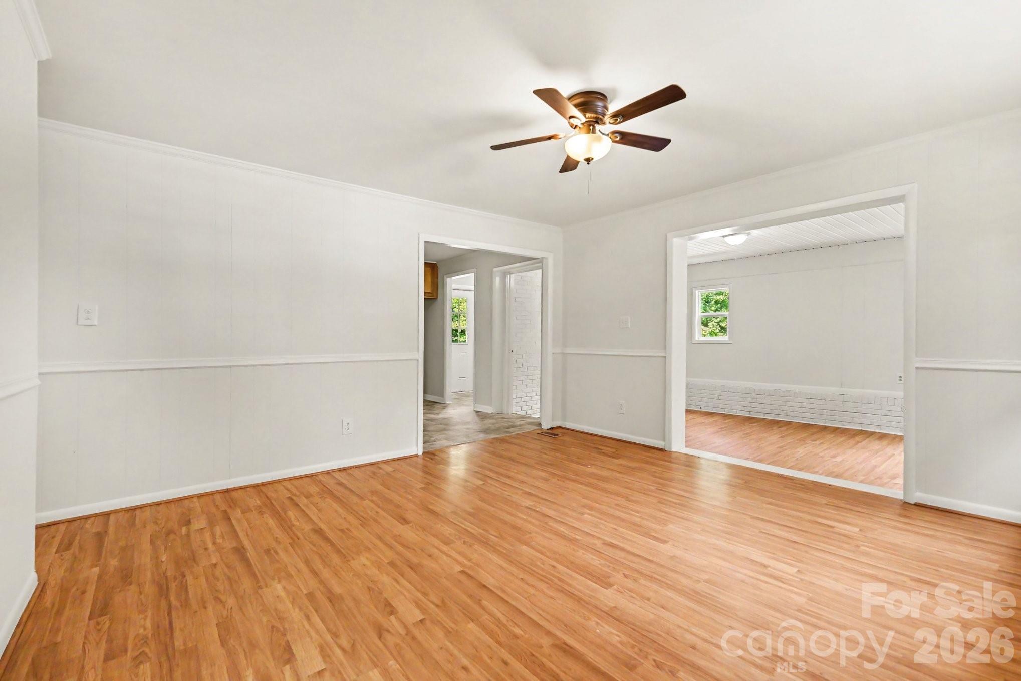6338 Fairlane Street — Hickory