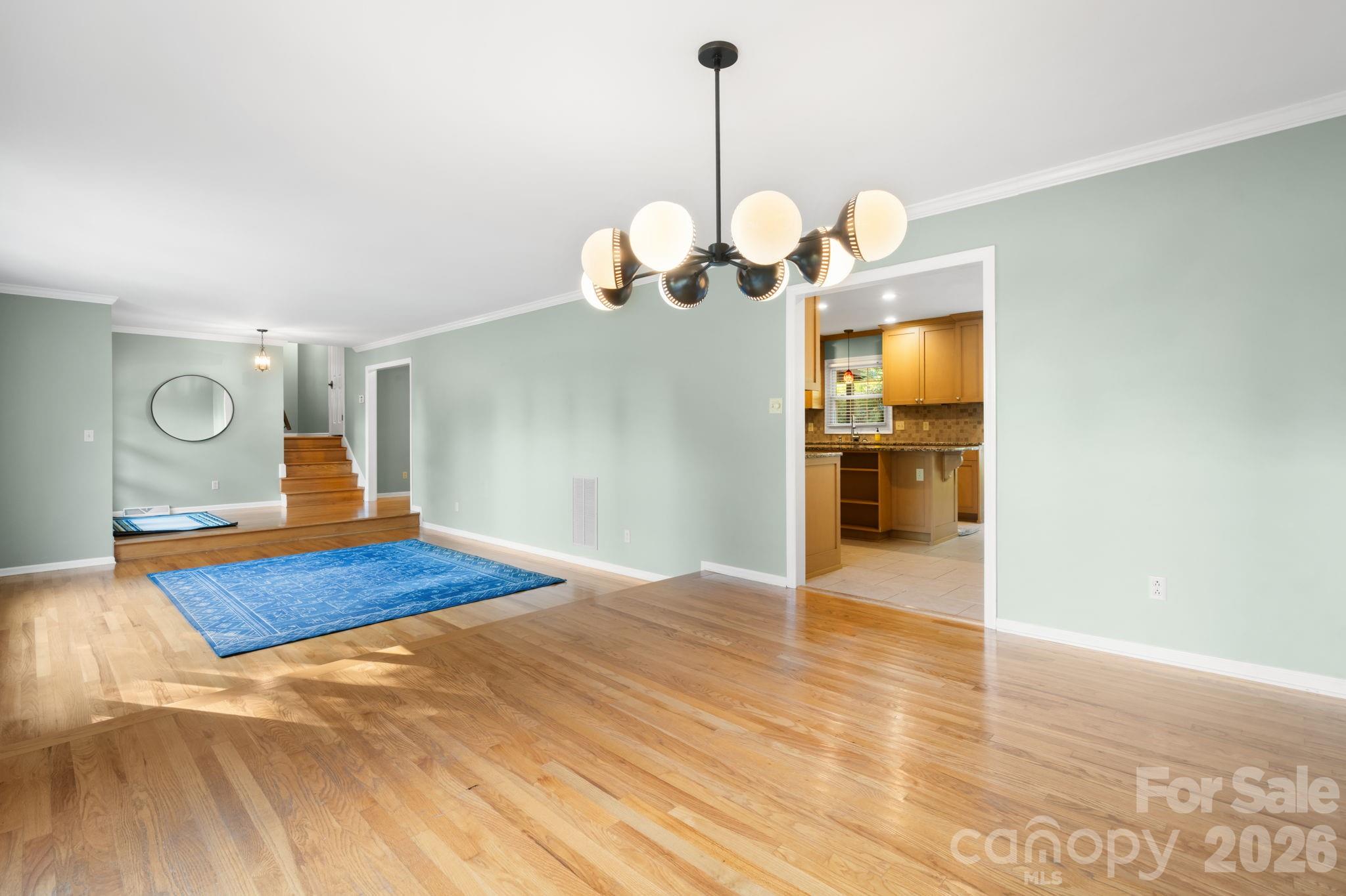 2015 12th Street Drive NW — Hickory