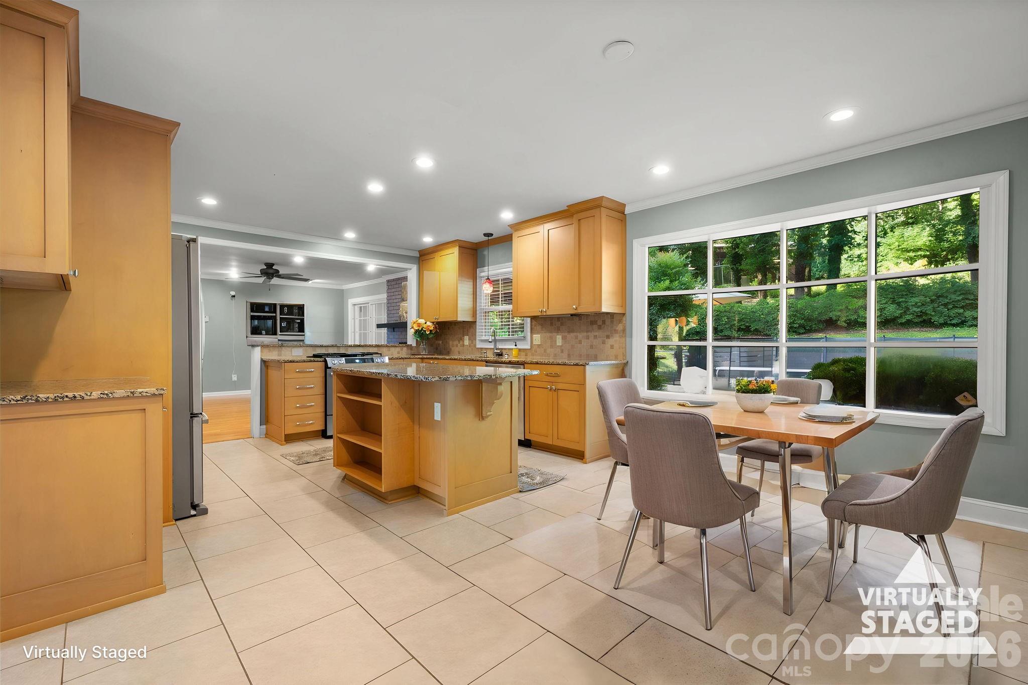 2015 12th Street Drive NW — Hickory