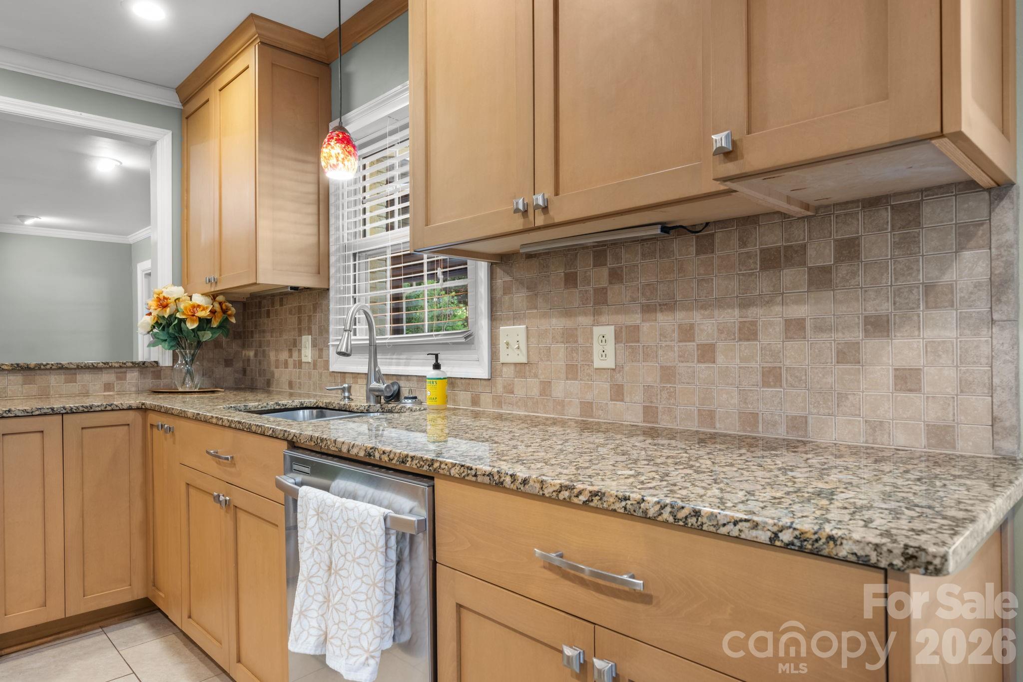 2015 12th Street Drive NW — Hickory