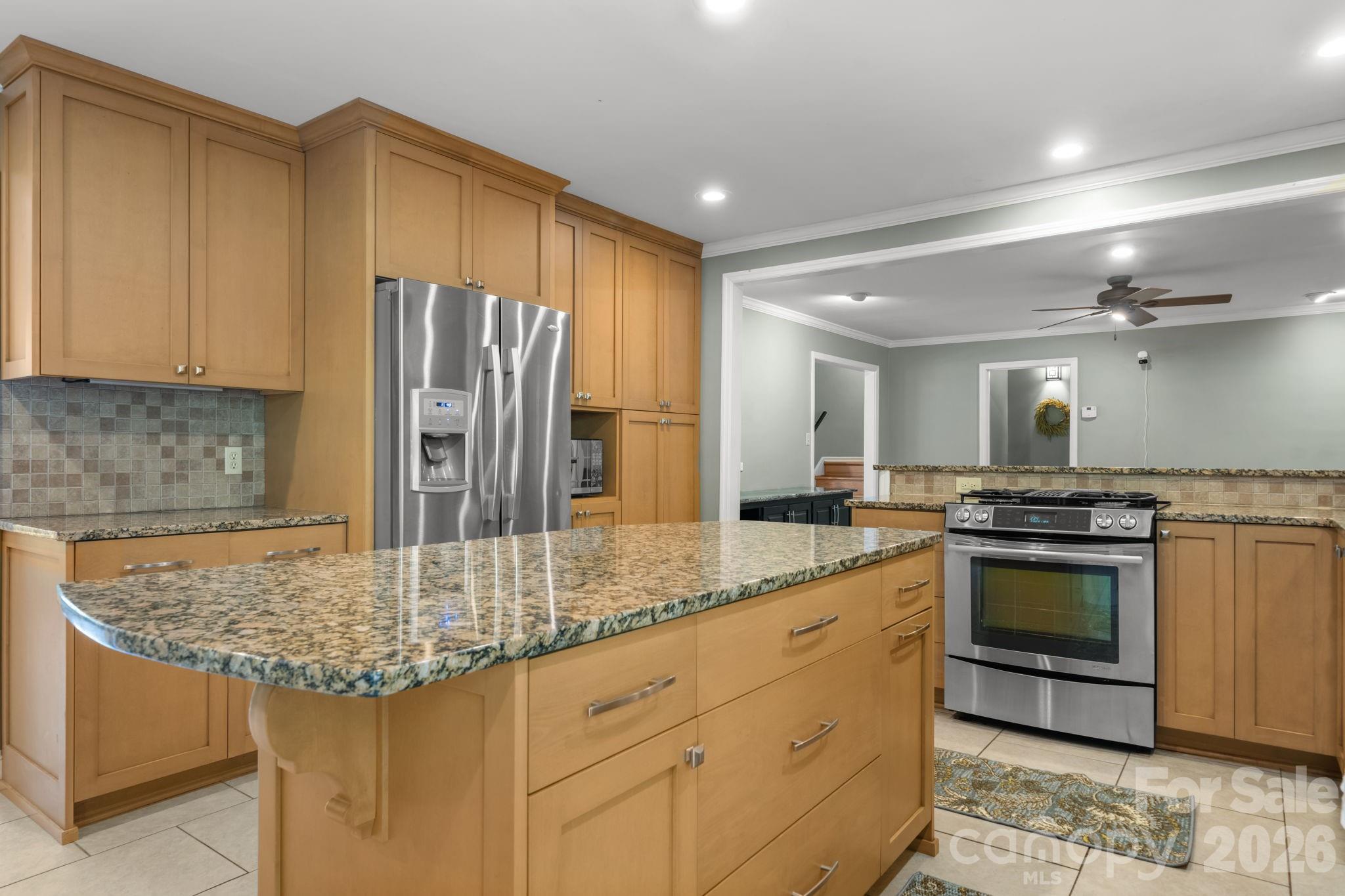2015 12th Street Drive NW — Hickory