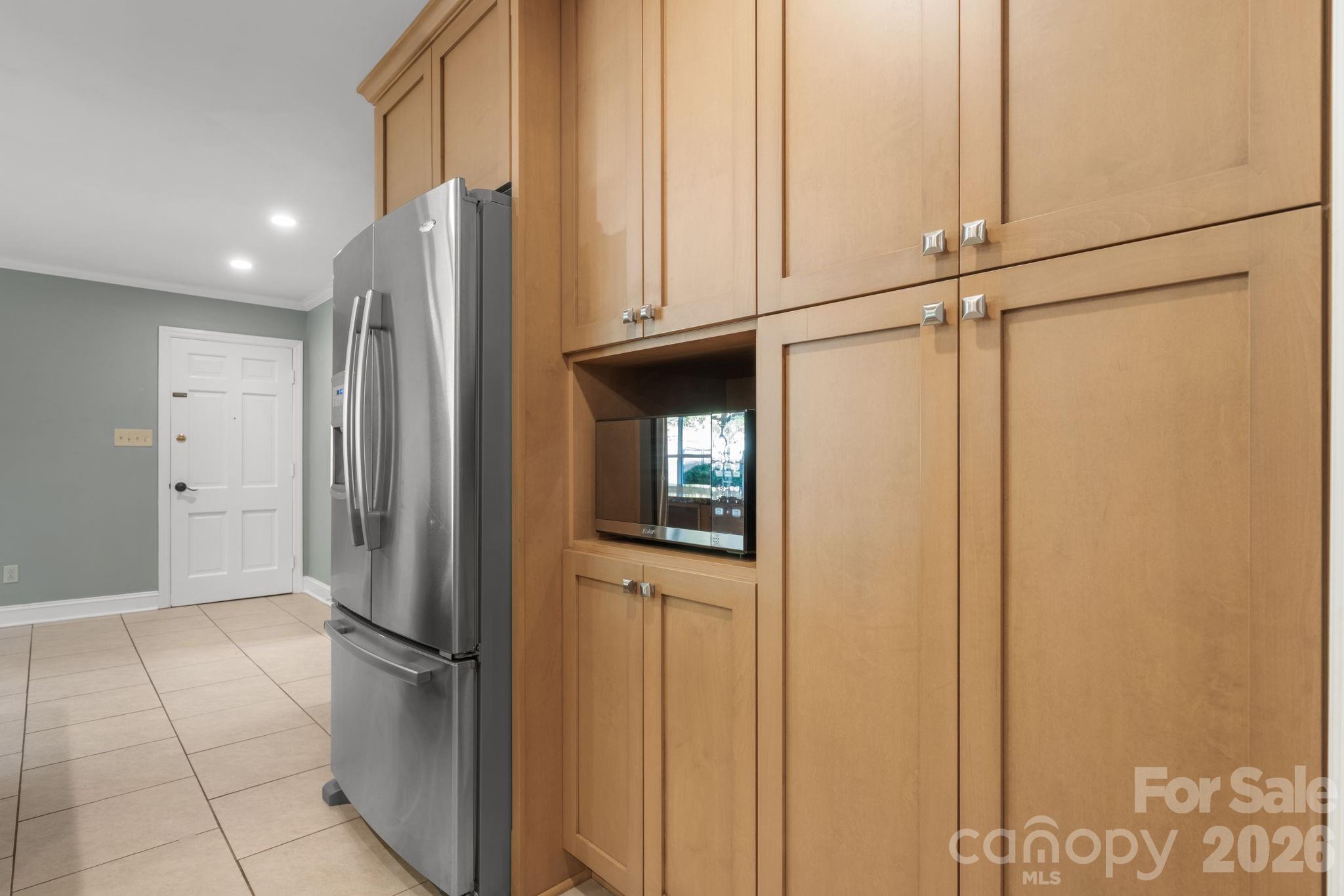 2015 12th Street Drive NW — Hickory