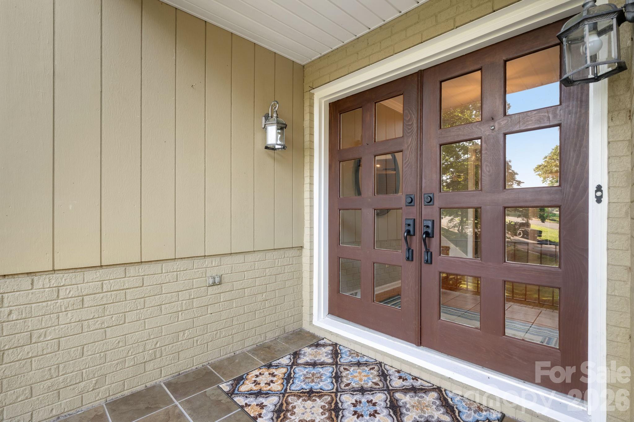 2015 12th Street Drive NW — Hickory