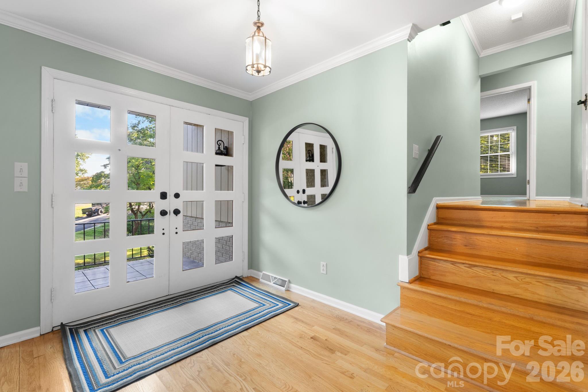 2015 12th Street Drive NW — Hickory