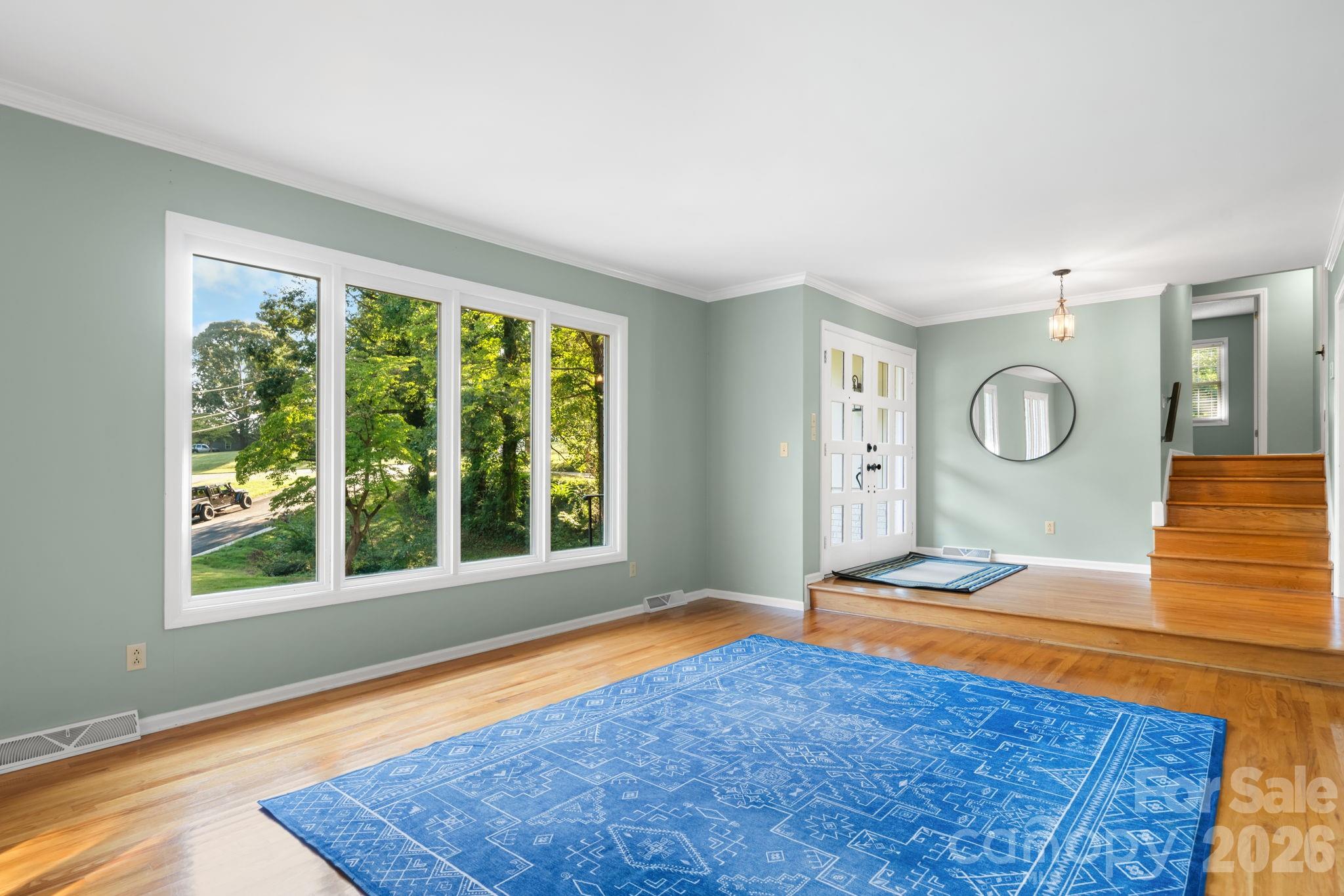 2015 12th Street Drive NW — Hickory