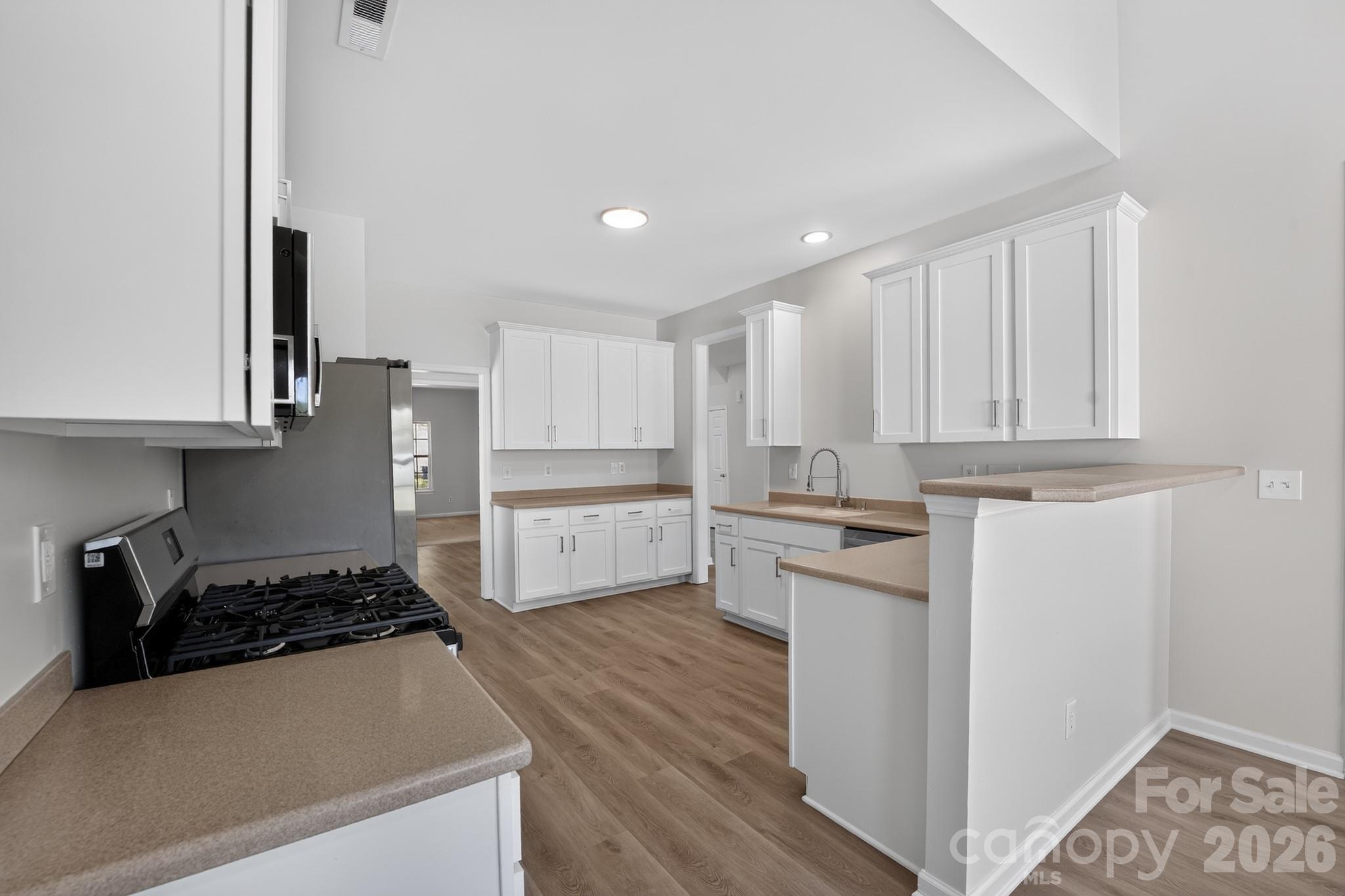 3006 Royal Troon Drive — Matthews