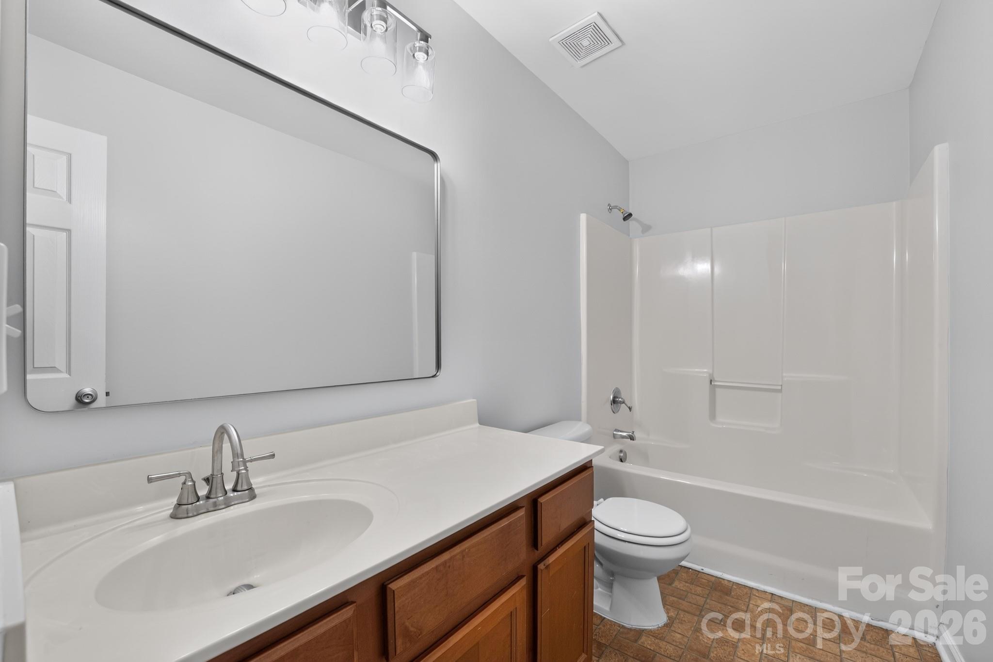 3006 Royal Troon Drive — Matthews