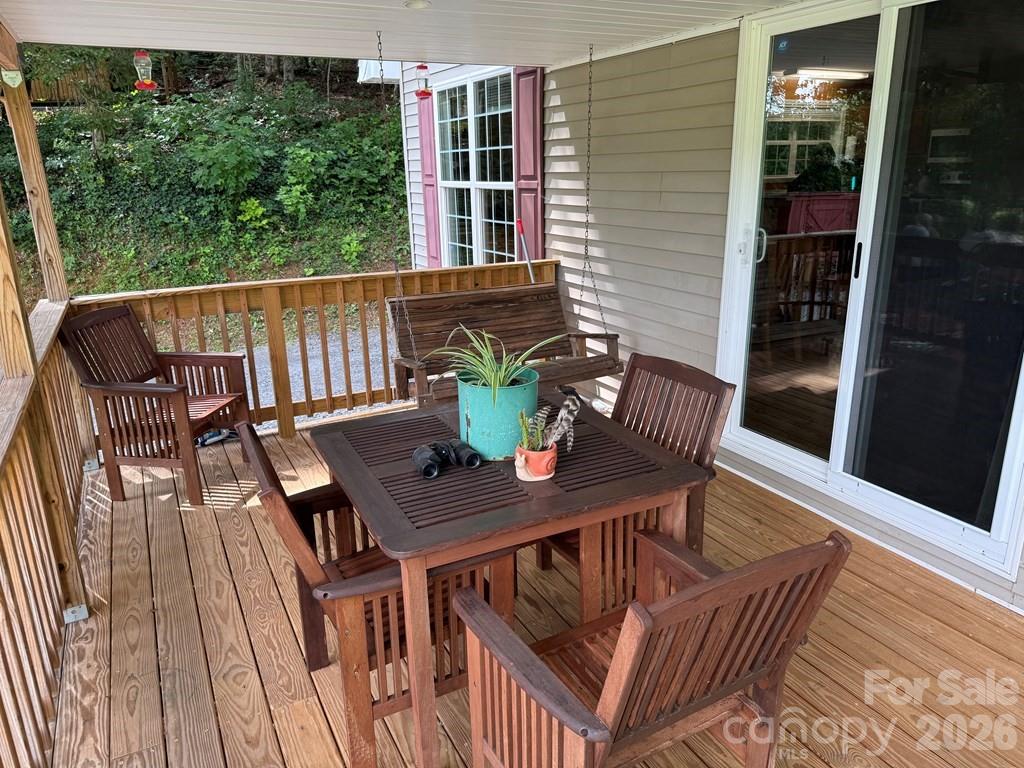 206 Bethabara Loop — Hayesville