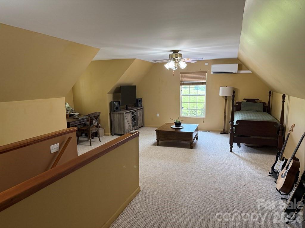 206 Bethabara Loop — Hayesville