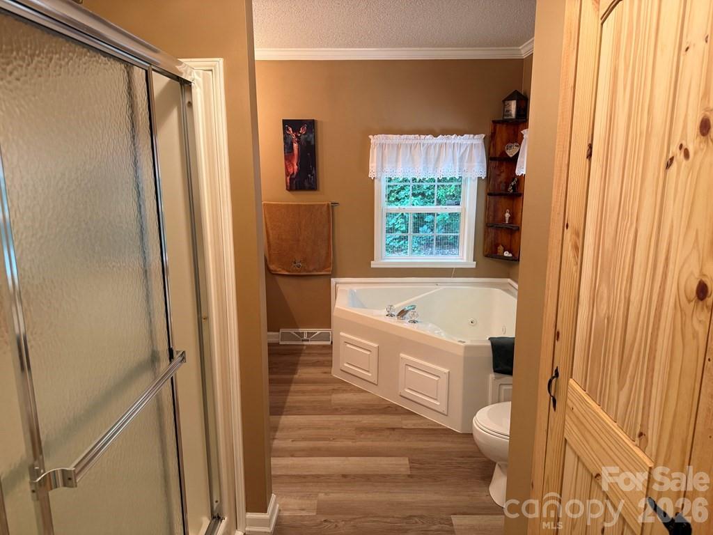 206 Bethabara Loop — Hayesville