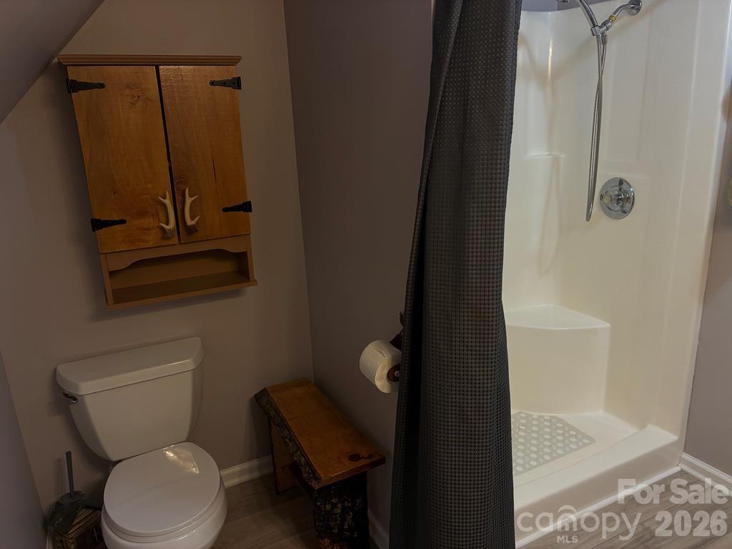 206 Bethabara Loop — Hayesville