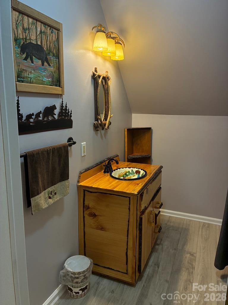 206 Bethabara Loop — Hayesville